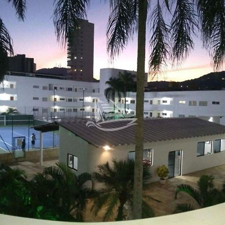 Apartamento Wal Гуаружа Екстериор снимка